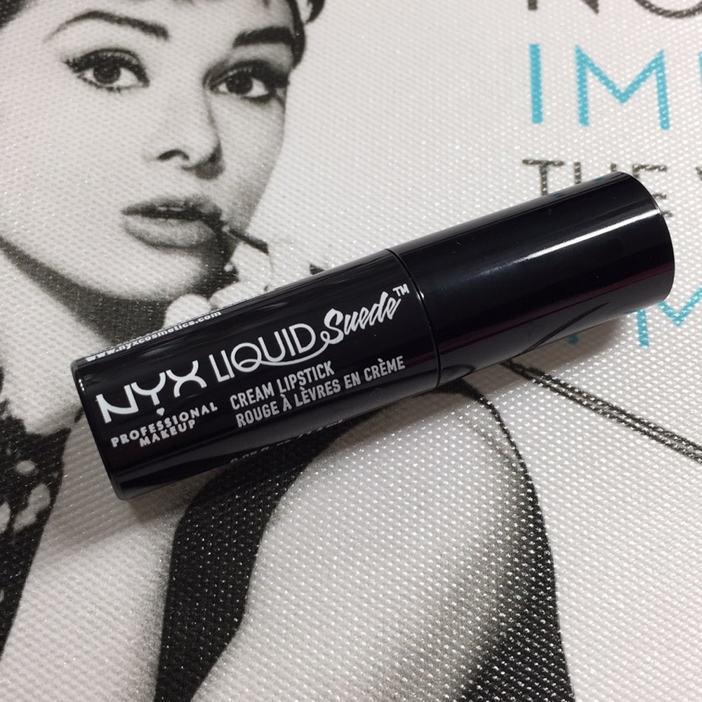 FREE 👄New! Nyx Liquid Suede Lipstick Shade…